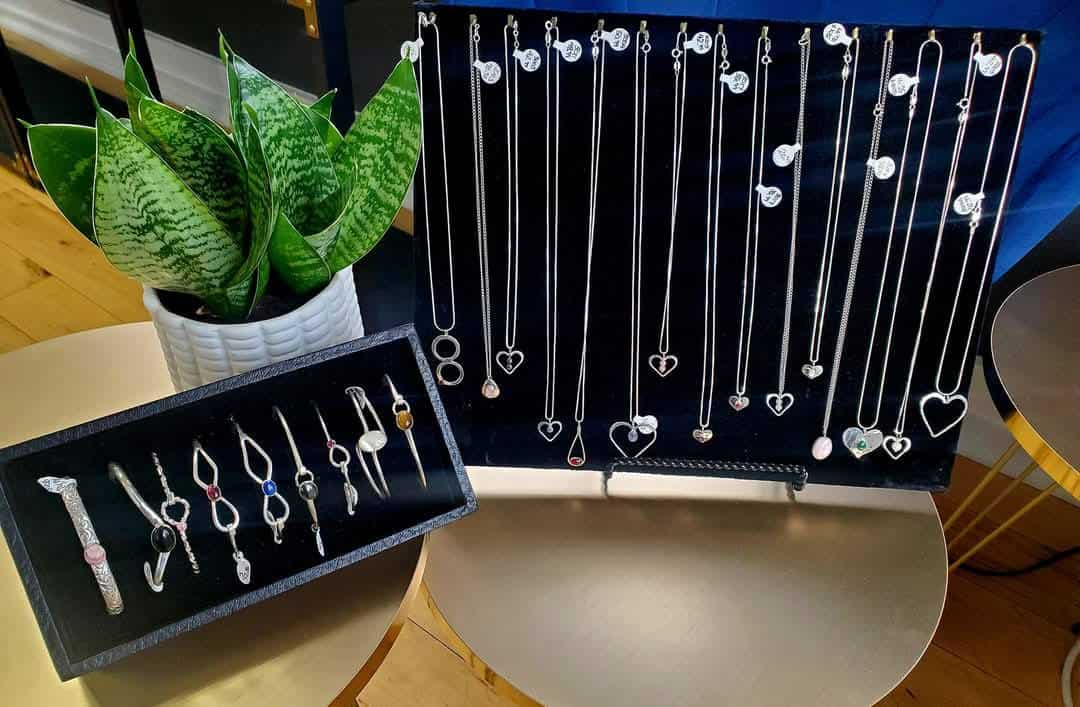 Aunt Bonnie's Jewelry