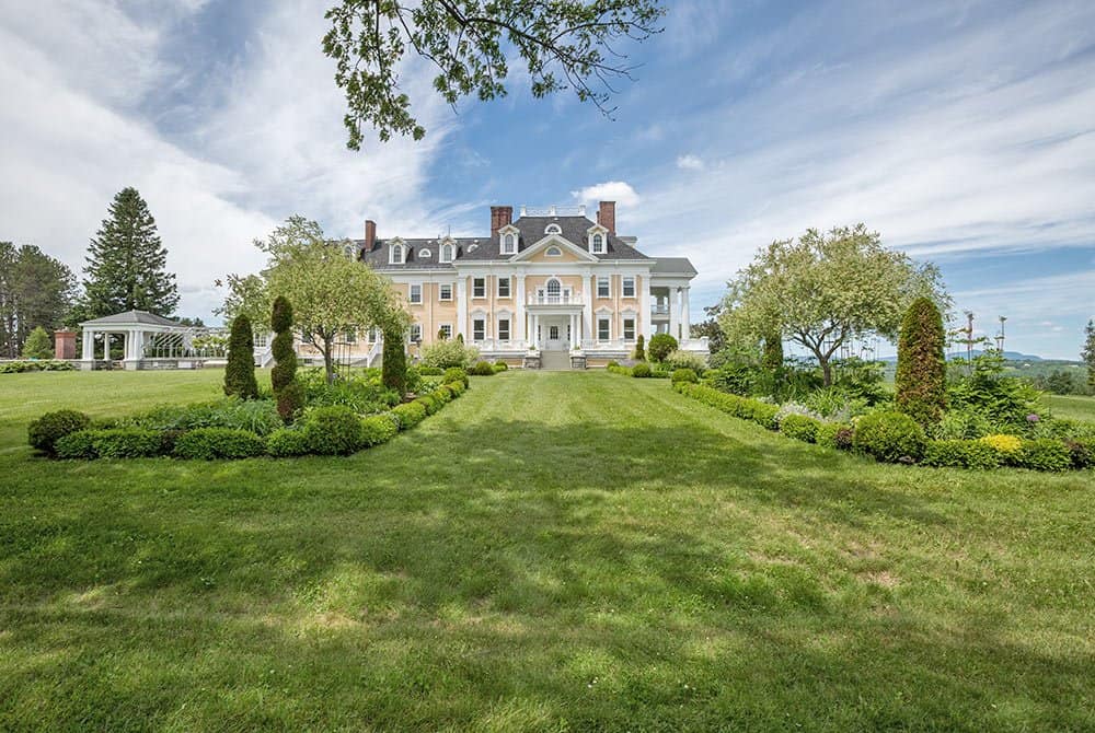 Burke Area Chamber of Commerce Inn at Burklyn Summer Grounds