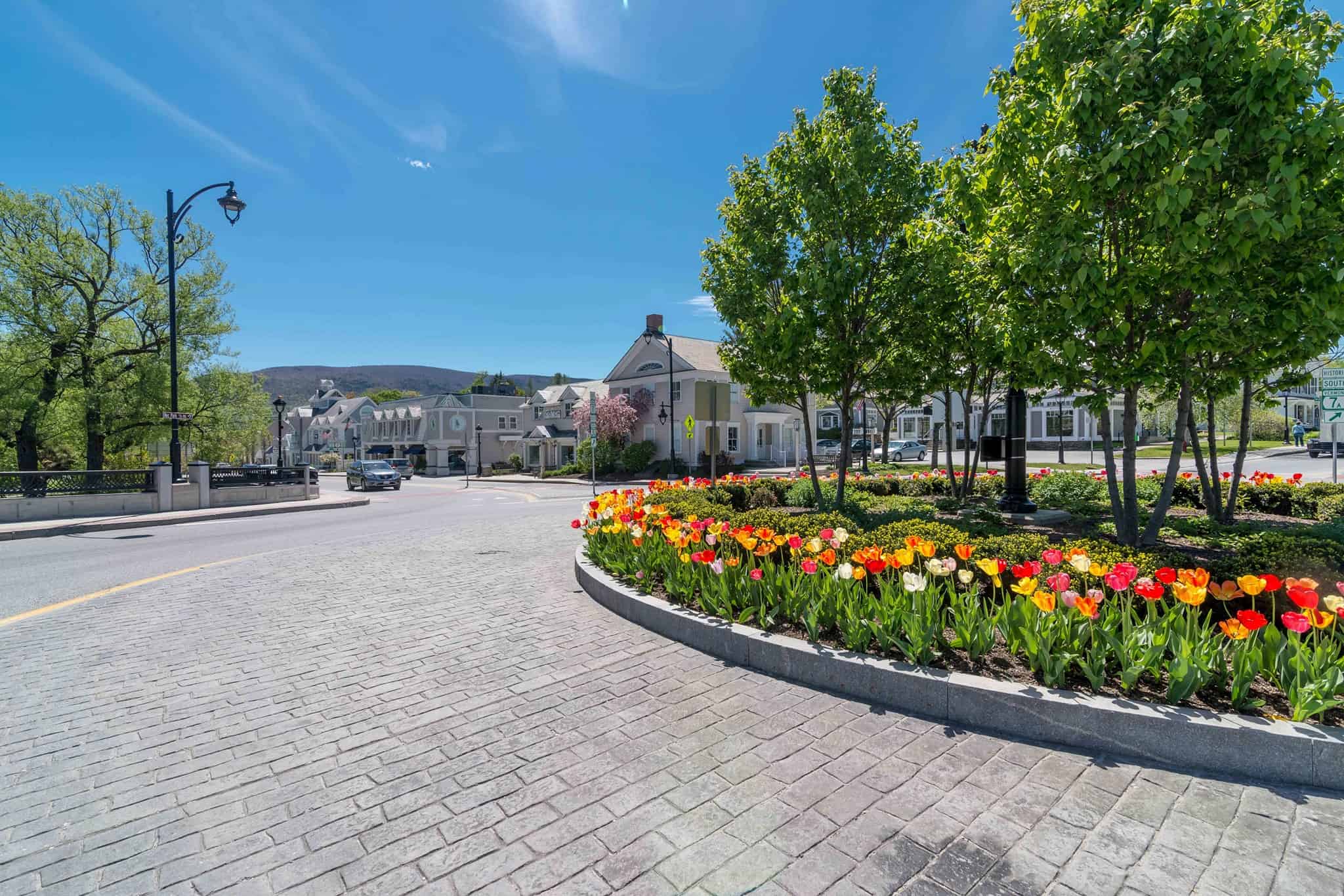 Manchester Designer Outlets - View from Roundabout