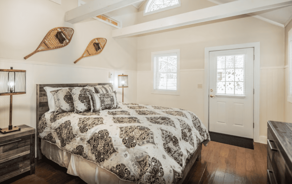 Dorset Bedroom VRBO Cottage