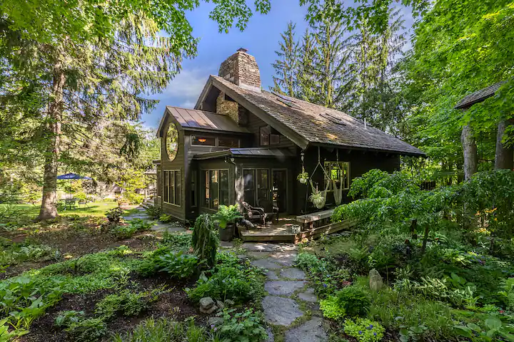 YogaBnB Exterior Summer